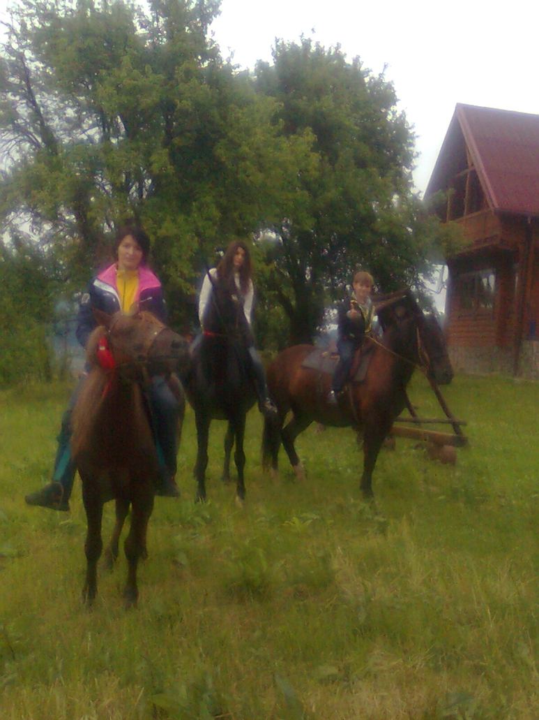 Катання на конях вієї сім'ї